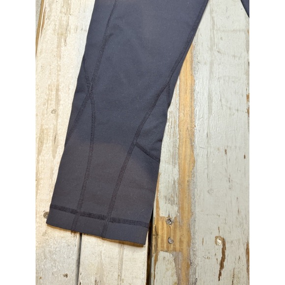 Lululemon Size 4 Power Pose Crop Gray Lilac thick luon purple yoga Leggings - Picture 3 of 8